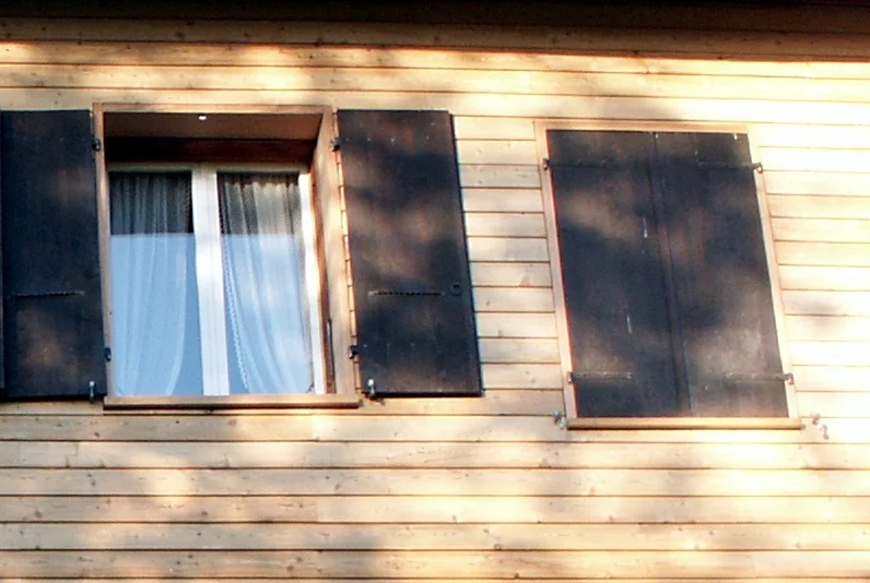 Fassaden Renovation und Nachisolation – Detail